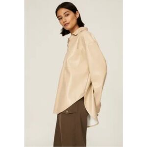 Saylor
Remi Faux Leather Top in size Med EUC